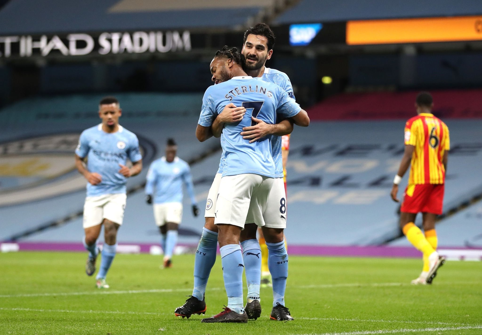 化和调整都 化和调整都